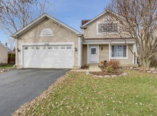 1342 Eastwood Dr, Aurora, IL 60506