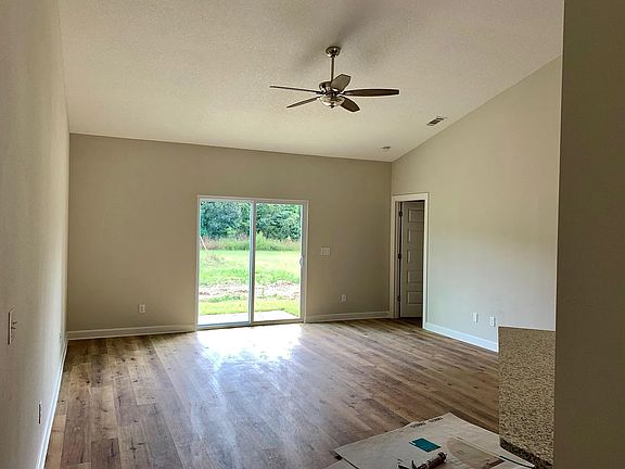 3rd image of 2284 Sparrow Ln