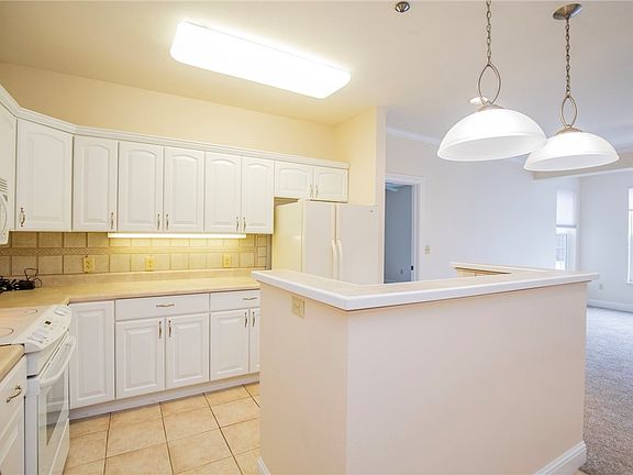 3rd image of 1 Highlands Crossing Dr APT 119