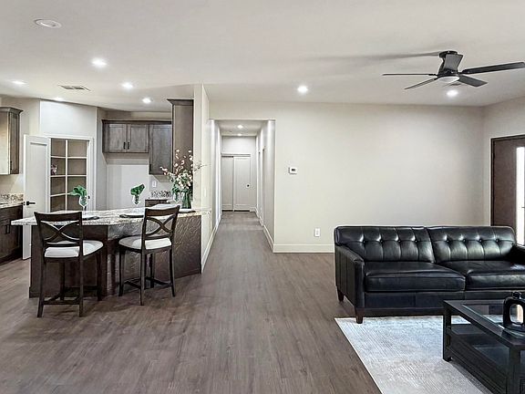 2nd image of 36637 W HADLEY Street
