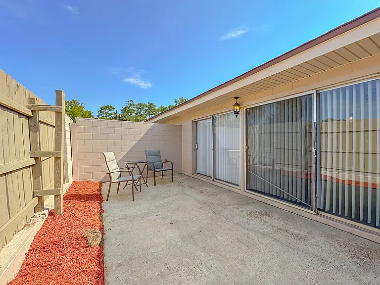 2241 W Pensacola St #27 — Photo 20