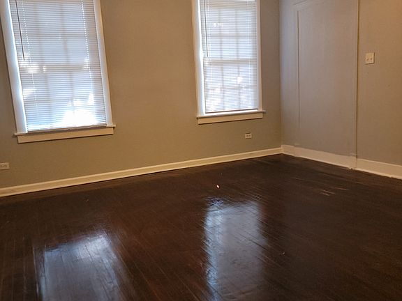 3rd image of 103 S 15th Ave #1