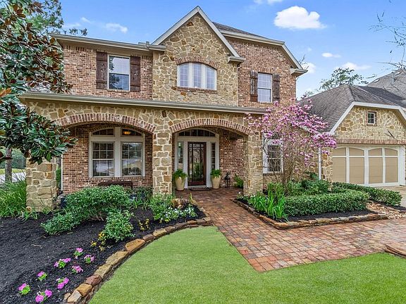2nd image of 138 N Almondell Cir