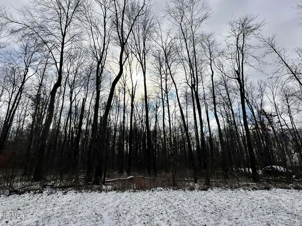 79 Township Rd, Findlay, OH 45840