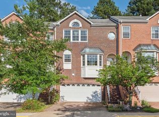 8198 Madrillon Ct, Vienna, VA 22182