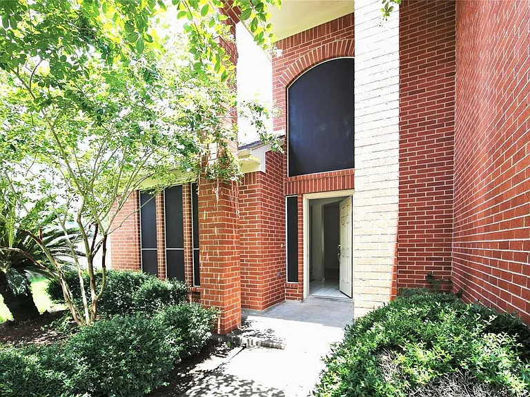 4602 Rainbow Valley Ct — Photo 13