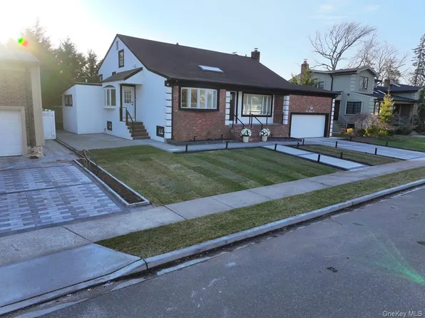 791 Longview Avenue, North Woodmere, NY 11581