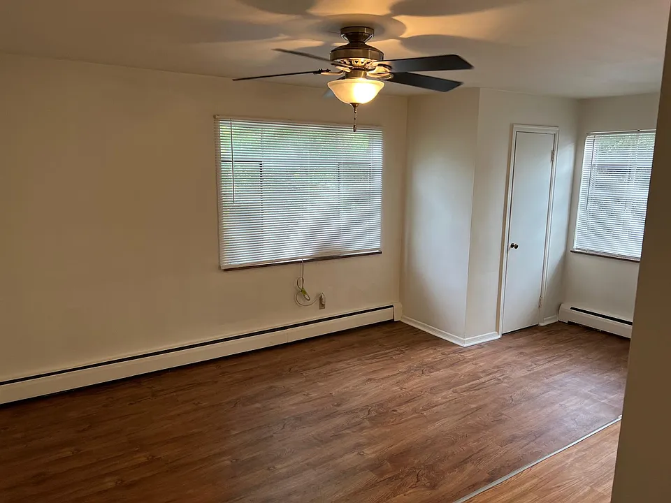 1522 Sutton Ave #8
