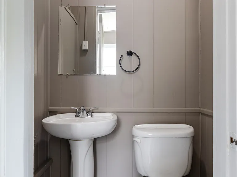 355 W Clinton St #1 — Photo 5