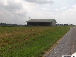 831 County Road 70, Fyffe, AL 35971