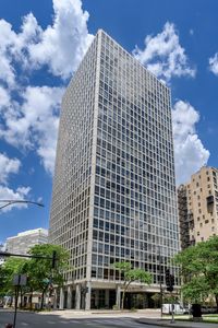 2400 N Lakeview Ave APT 2803, Chicago, IL, 60614