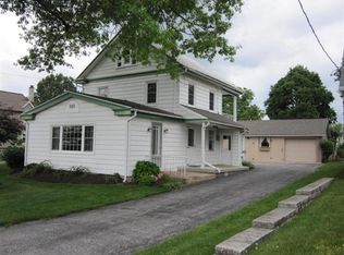 121 Chestnut St, Lititz, PA 17543