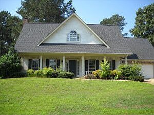 2nd image of 196 Summer Lane Dr