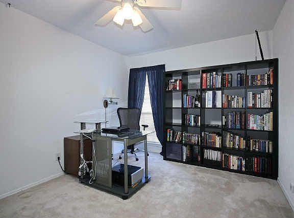 3rd image of 3124 Wichita Dr
