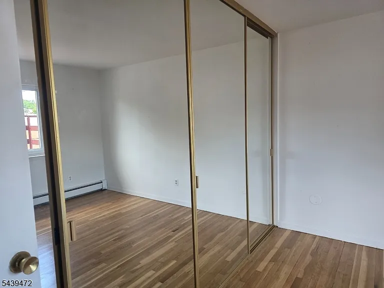 195 N Beverwyck Rd #14 — Photo 4