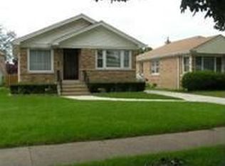 7412 W Strong St, Harwood Heights, IL 60706
