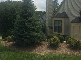 71 Wood Duck Ct, Hackettstown, NJ 07840