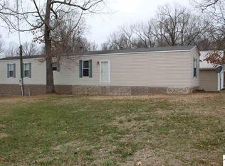 55 Whispering Hills Ln, Benton, KY 42025