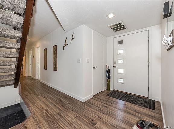 3rd image of 8126 Mattingridge Dr