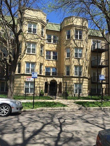 1st image of 2254 W Arthur Ave APT 3