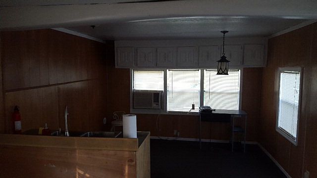 2nd image of 1455 Bay Dr