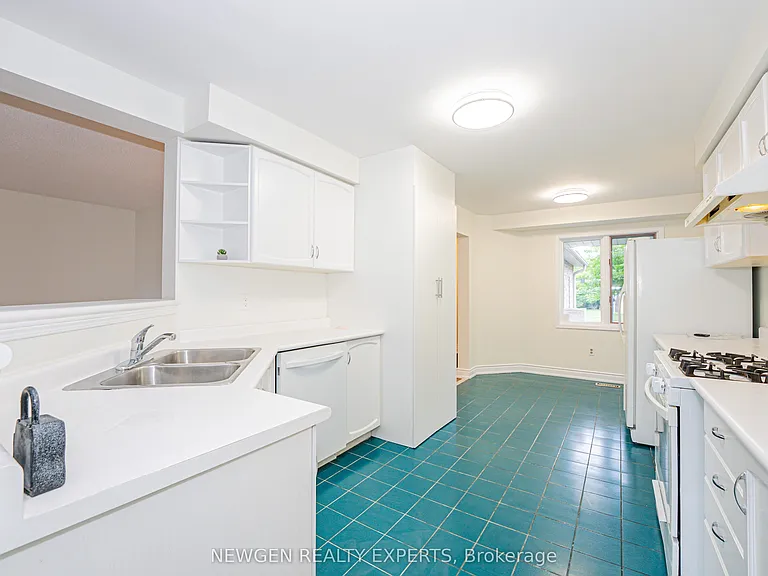 2878 Rainwater Dr — Photo 12