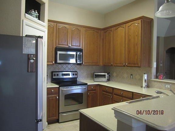 3rd image of 113 Meadowlark Dr