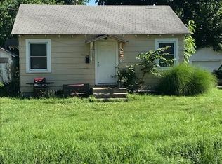 1613 W Webster St, Springfield, MO 65802