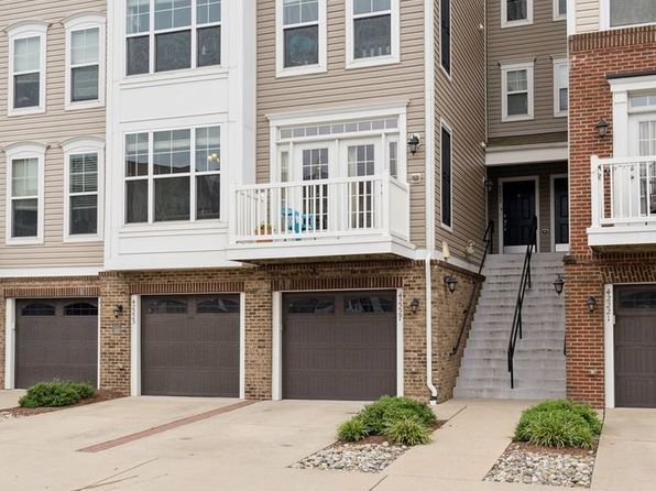 42227 Canary Grass Sq