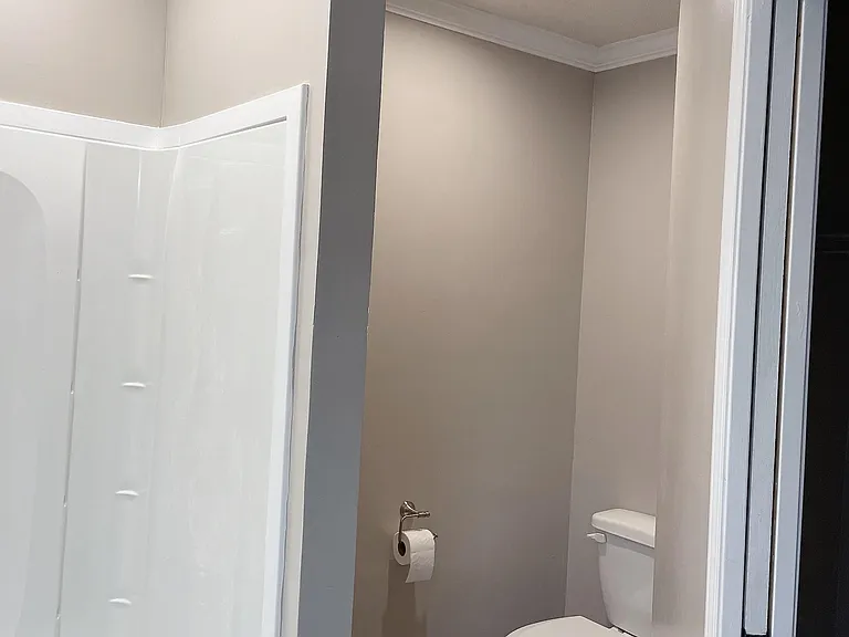 133 Lewis Ln — Photo 10