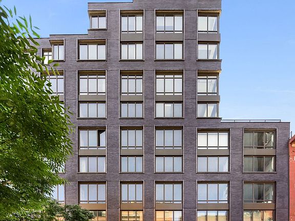 3rd image of 196 Orchard St APT 9F
