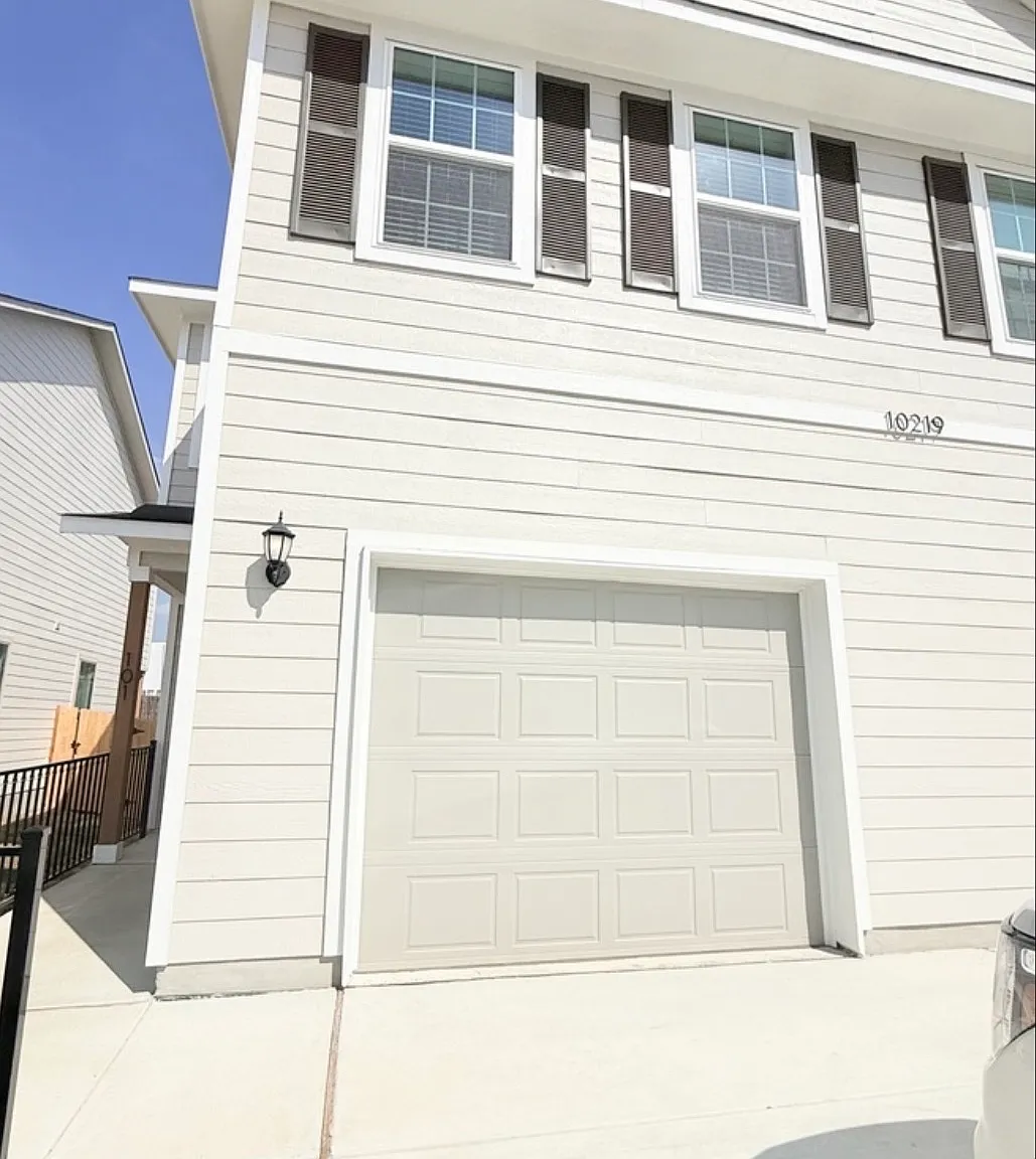 Magnolia Village — Photo 2
