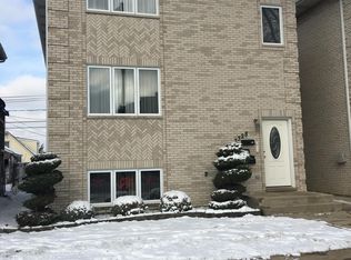 7328 W 59th St APT 1, Summit, IL 60501