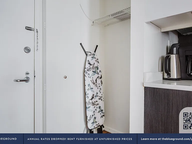 360 W 34th St #6G — Photo 17