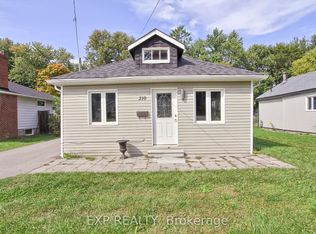 210 Bayview Ave, Georgina, ON L4P2T2
