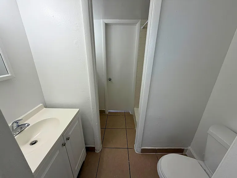 4611 South Congress Ave — Photo 20