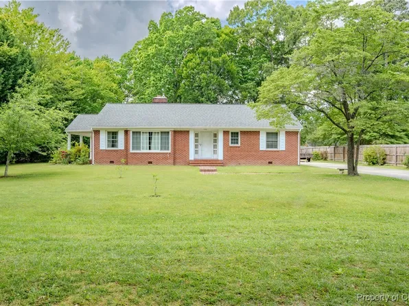 7288 Shackleford Ave, Gloucester, VA 23061