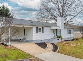 104 Bingham St, Scottsboro, AL 35768