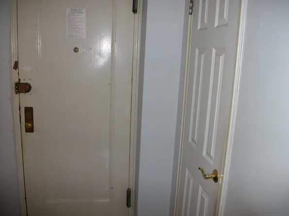 2240 Burnett Street image 18 of 26