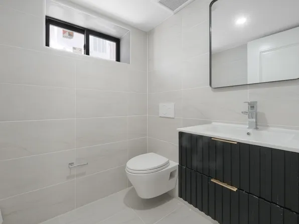 75-31 175th Street image 12 of 23