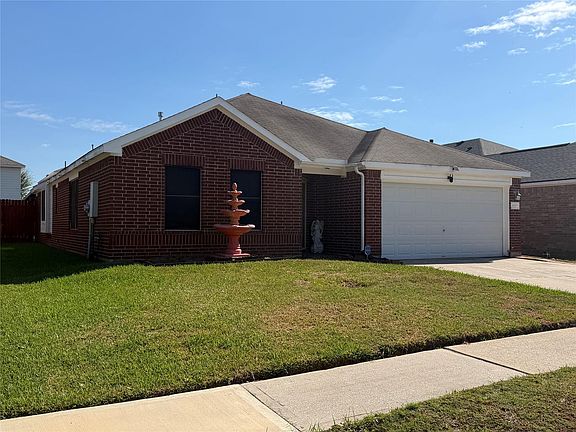 3rd image of 4510 Knight Ln