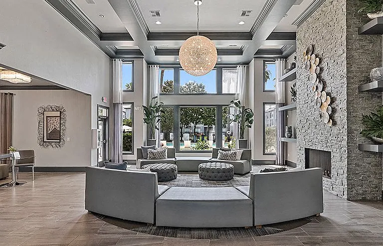 The Palms at Clear Lake Apartments — Photo 35