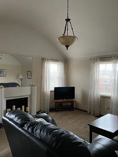 1720 Ashland Ave Photo 1