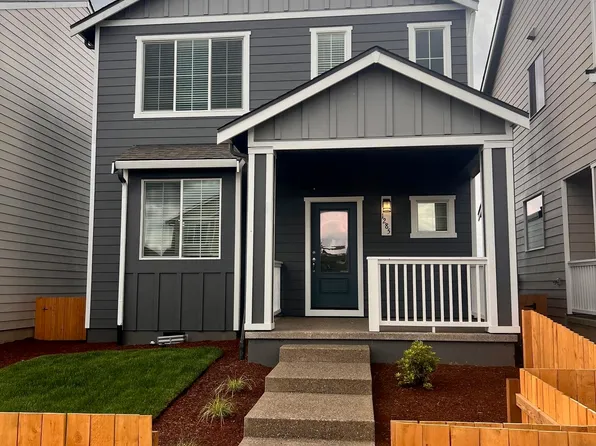 1251 Parkside Ave, Woodburn, OR 97071