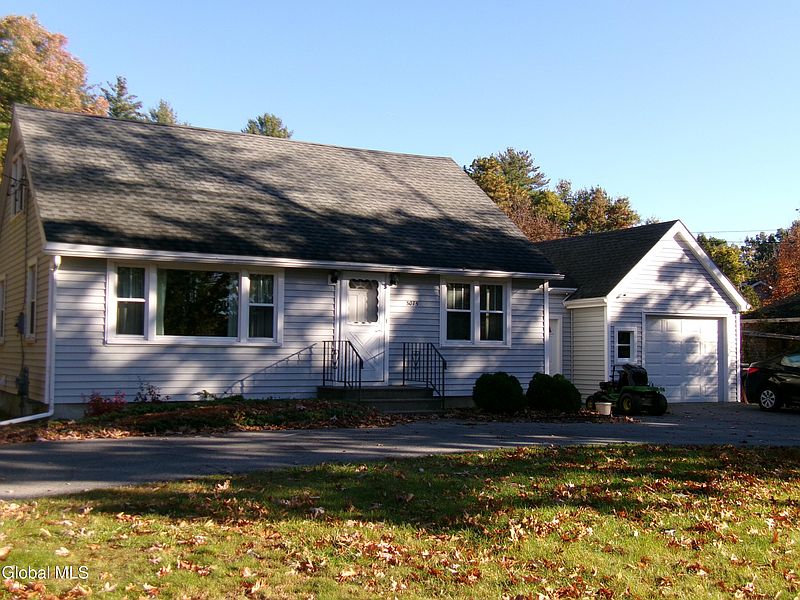 3rd image of 3075 Sunset Lane