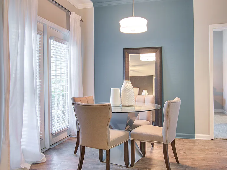 Avana North Point — Photo 40