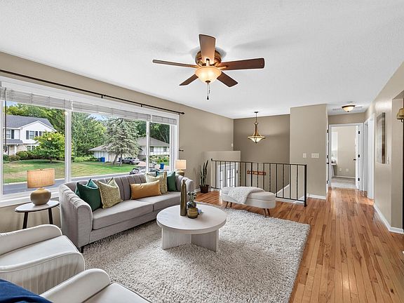 5th image of 4251 Elizabeth Ln