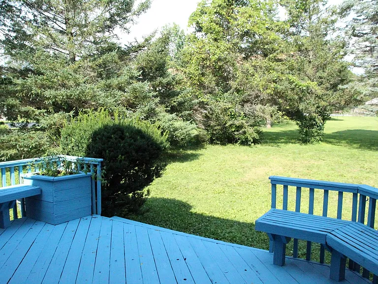 9 Marian Ct — Photo 11