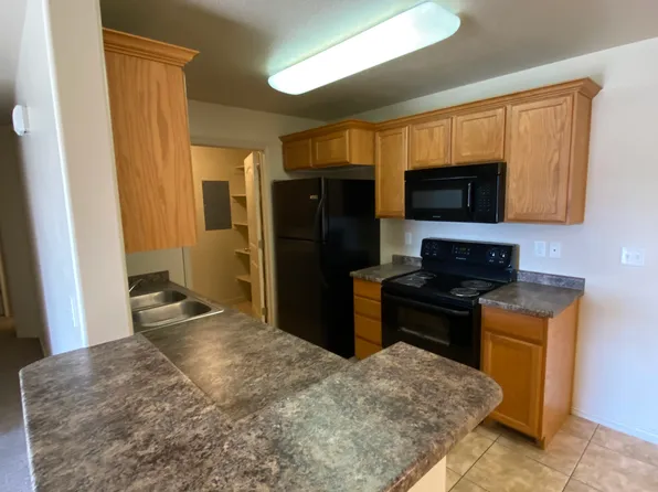 The Georgian at Colonial Springs, 2510 N Charleston Ave #B-10, Harrisville, UT 84414