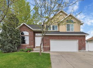 1464 W 2375 S, Syracuse, UT 84075